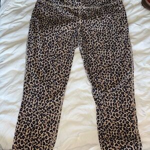 crown & ivy Leopard Print Leggings